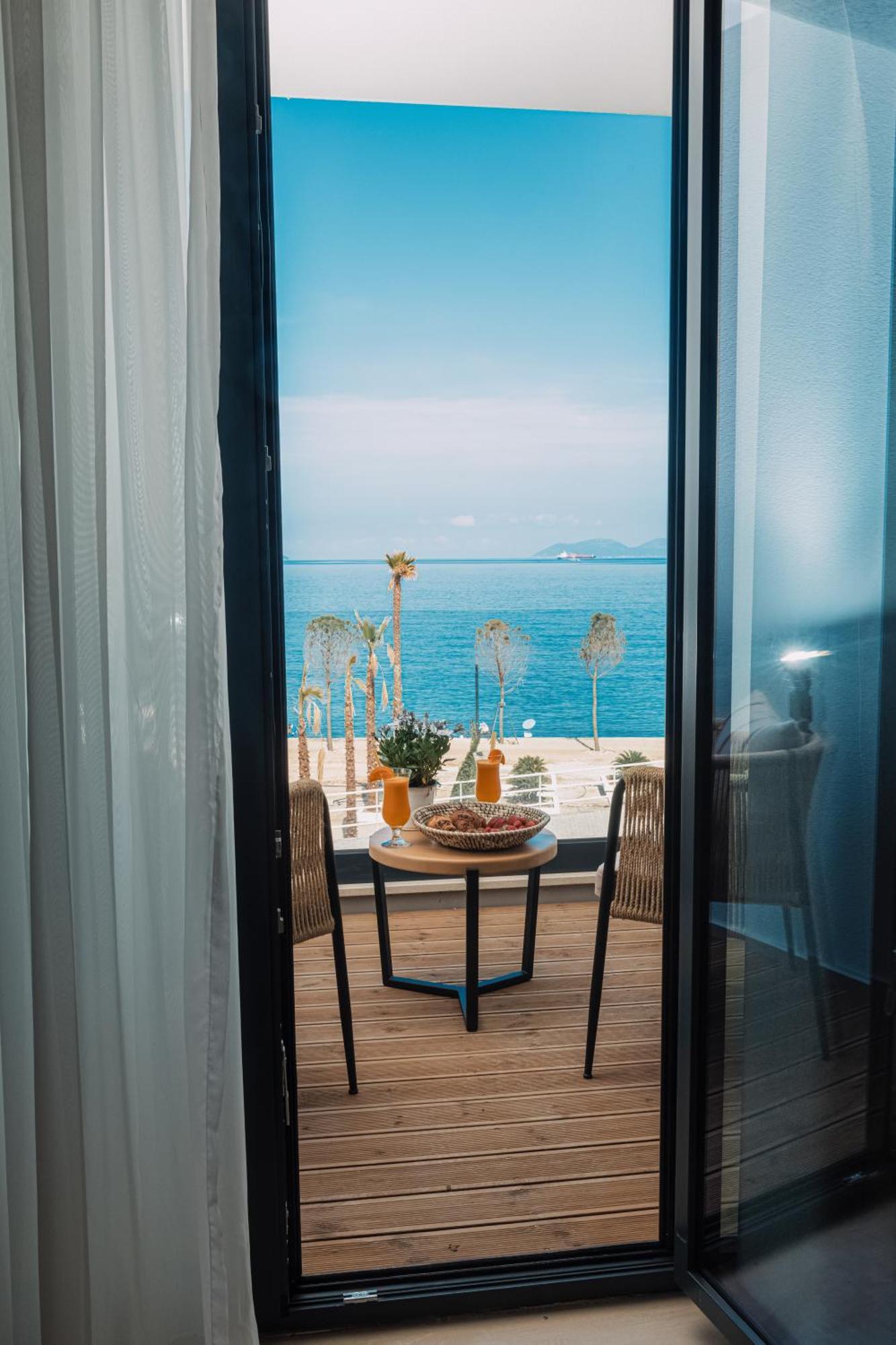 Azar Luxury Suites Vlorë エクステリア 写真