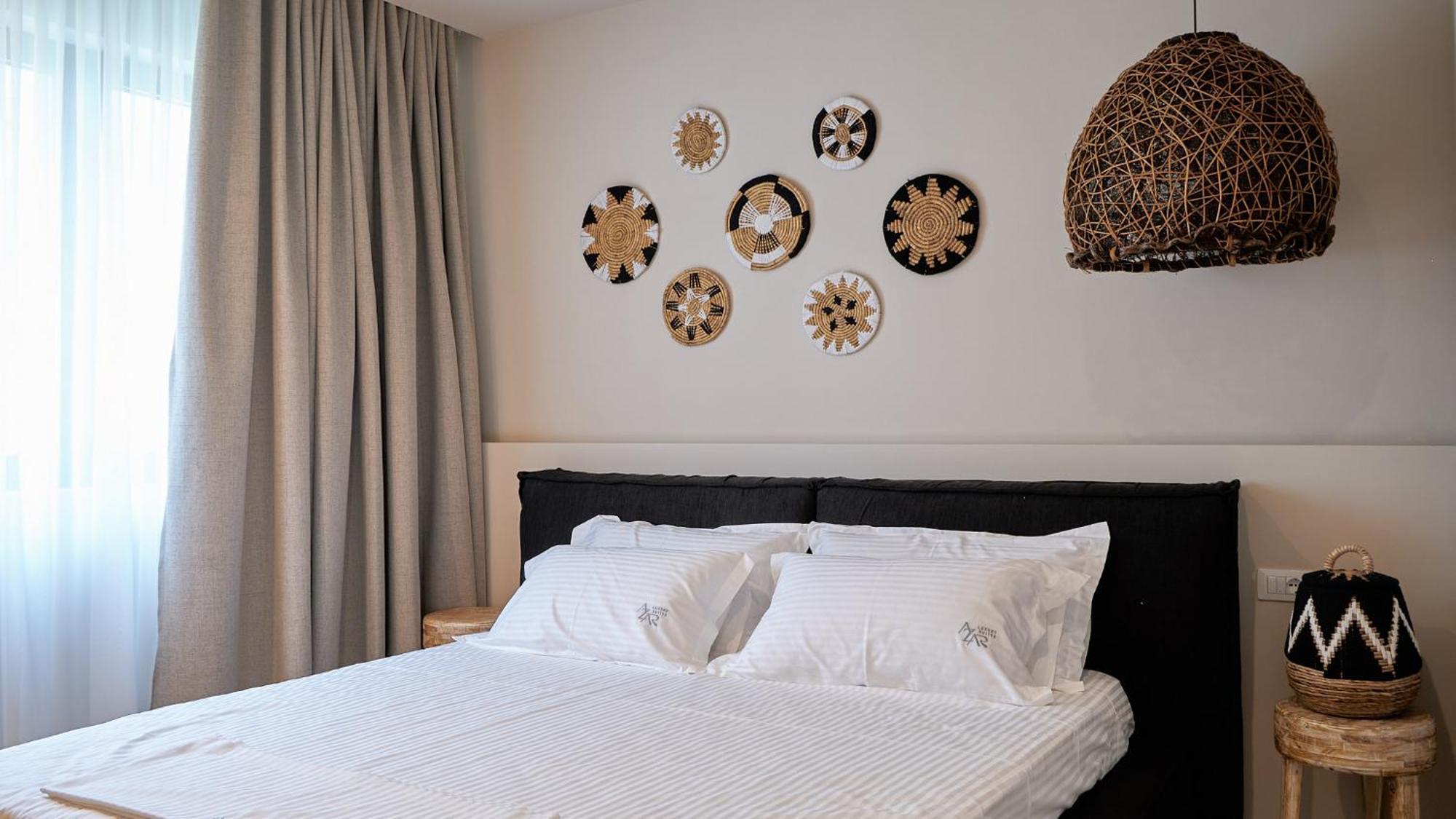 Azar Luxury Suites Vlorë エクステリア 写真